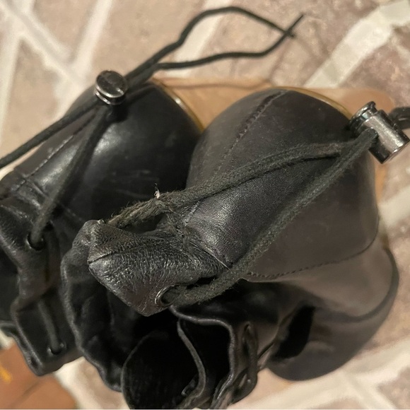 Tsubo x Tim Weiland Royse Leather Ankle Booties Size 6.5 - Picture 12 of 12